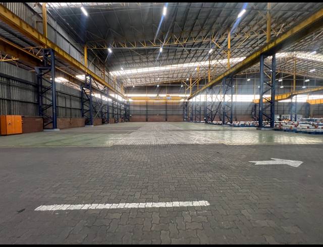 5,999M² FACTORY TO LET IN ROODEKOP